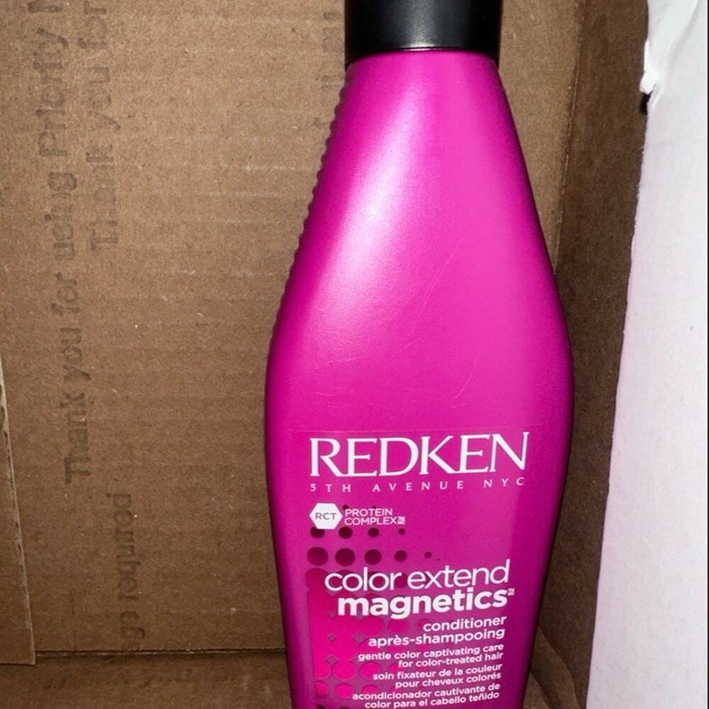 Redken color‎ extend magnetics conditioner hair care